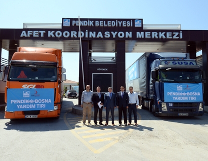 Bosna’ya Pendik’ten 2 TIR yardım