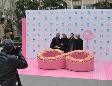 Kadınlar günü için binlerce poz