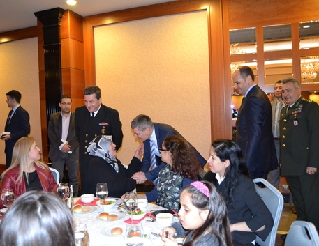 ‘Erdemli bir duruşa sahip olacağız’