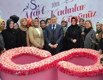 Dünya Kadınlar Günü kutlandı