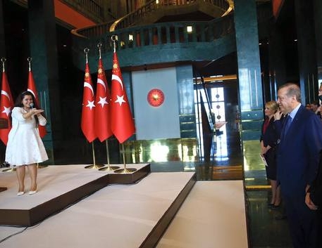 Cumhurbaşkanı istedi Rabia söyledi