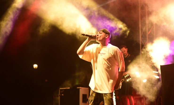 Kapanış konserini “Ceza” verdi