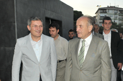 Belediye iftarında Kadir Topbaş sürprizi